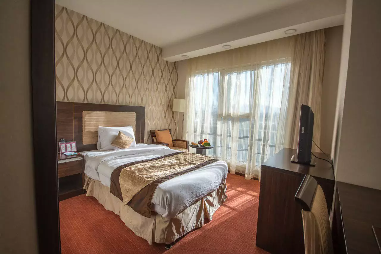 هتل پارسیان کرمانشاه